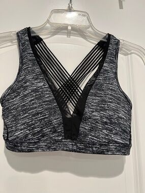 Victoria’s Secret Sport Black & White Space-Dye Sports Bra